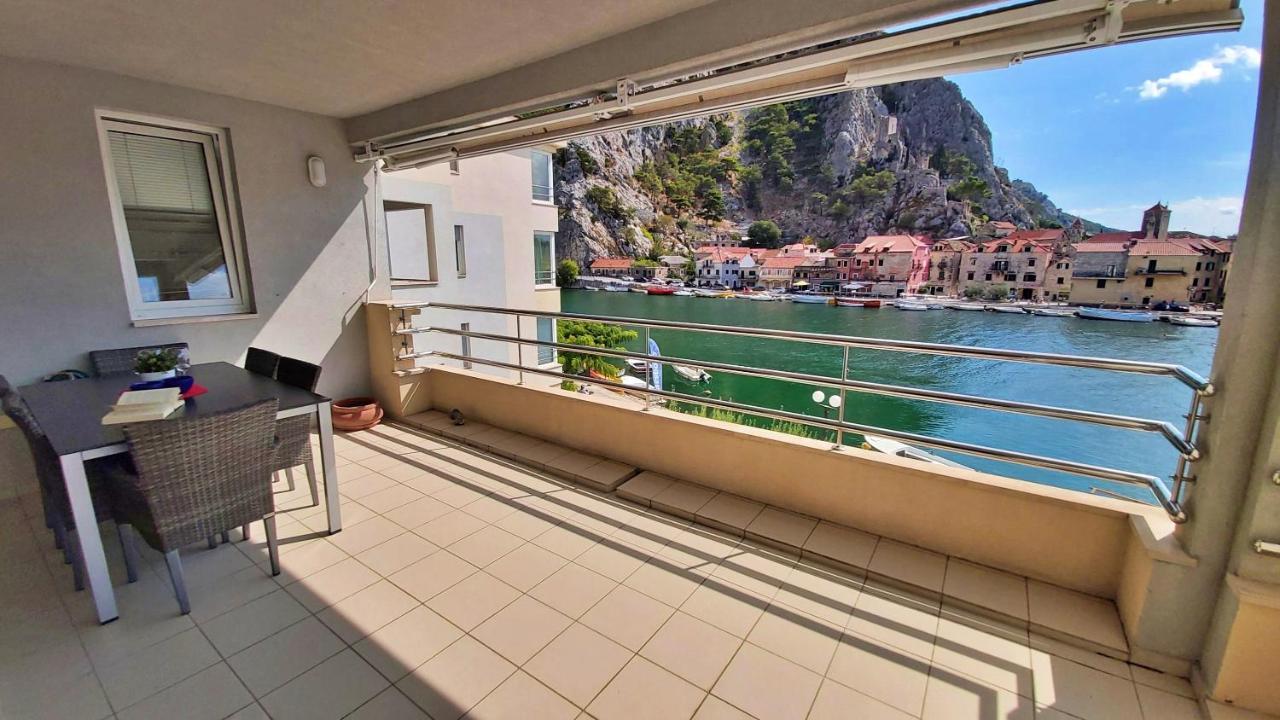 Apartmán Mitra Zonata Pink Omiš Exteriér fotografie