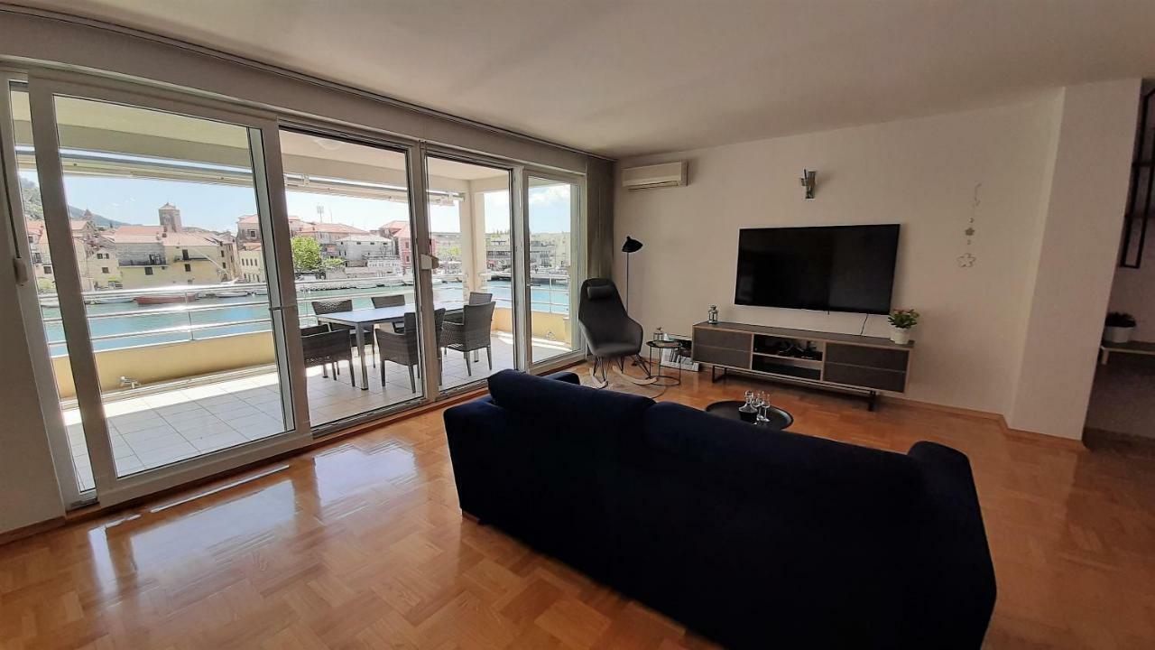 Apartmán Mitra Zonata Pink Omiš Exteriér fotografie