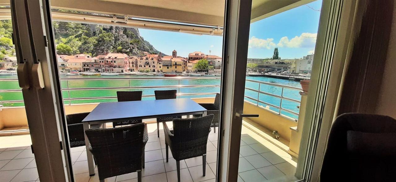 Apartmán Mitra Zonata Pink Omiš Exteriér fotografie
