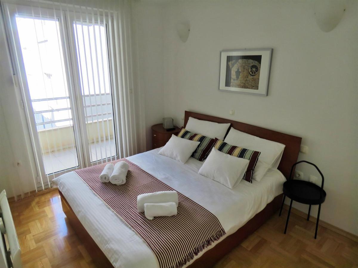 Apartmán Mitra Zonata Pink Omiš Exteriér fotografie