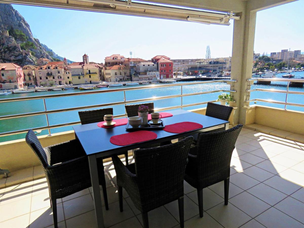 Apartmán Mitra Zonata Pink Omiš Exteriér fotografie