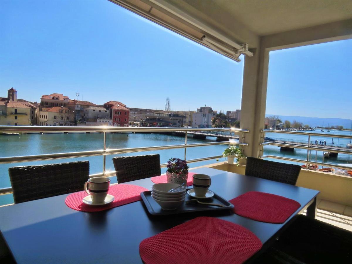 Apartmán Mitra Zonata Pink Omiš Exteriér fotografie