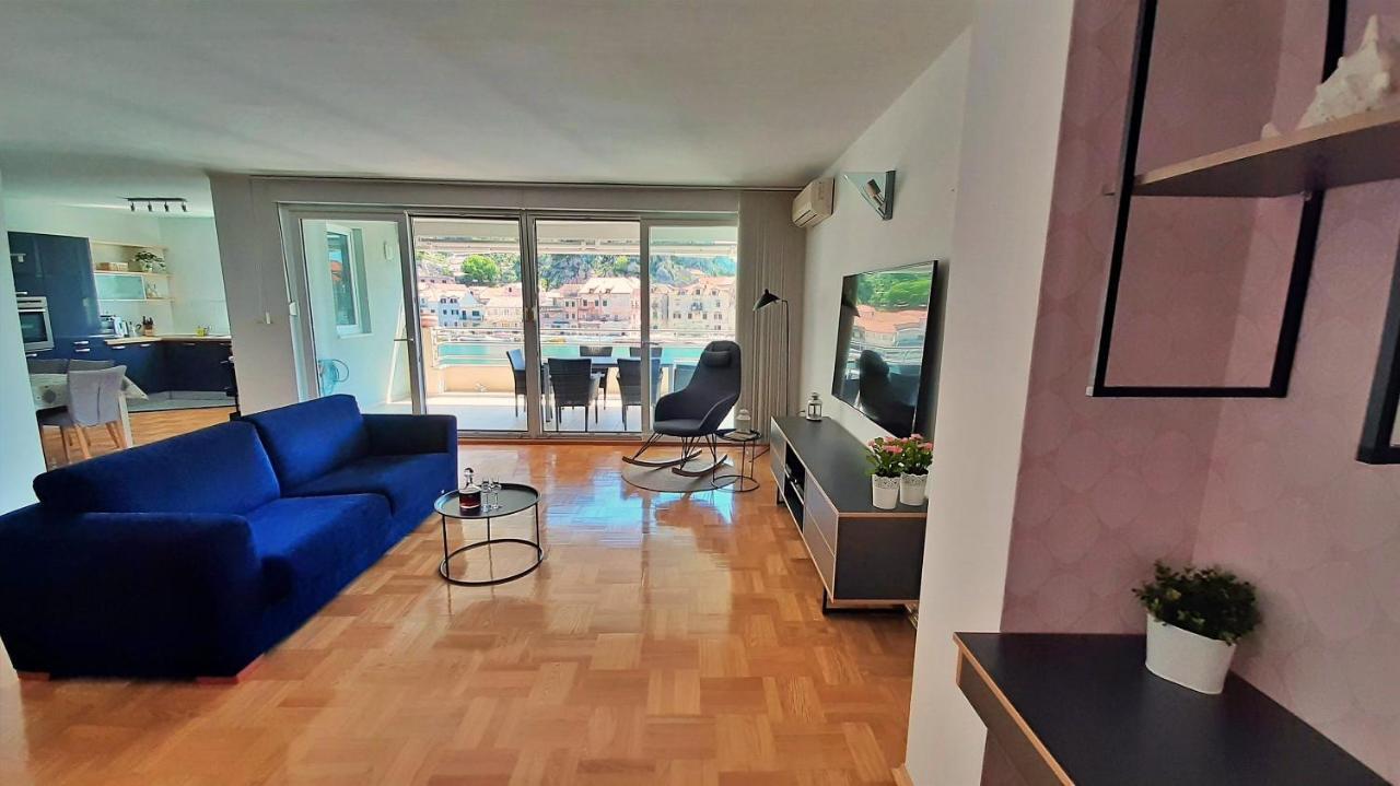 Apartmán Mitra Zonata Pink Omiš Exteriér fotografie