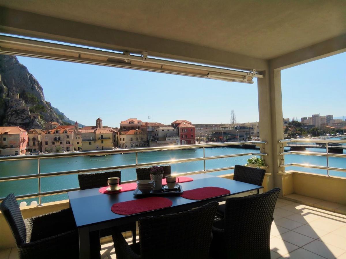 Apartmán Mitra Zonata Pink Omiš Exteriér fotografie
